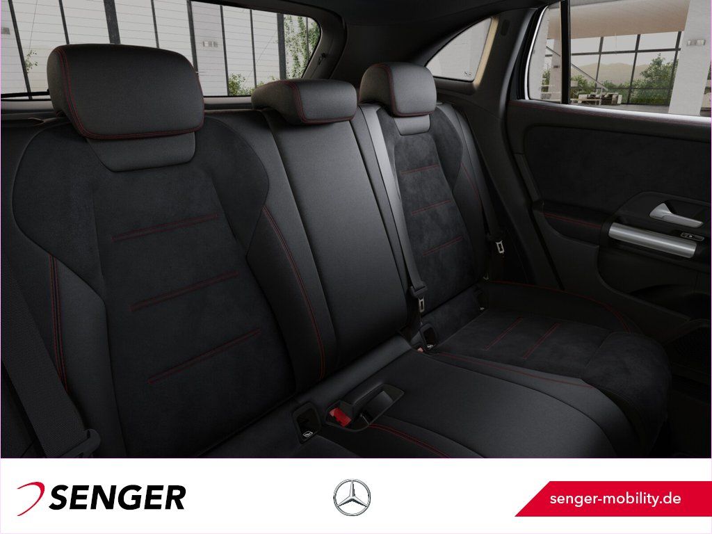 Mercedes-Benz GLA 200 2024