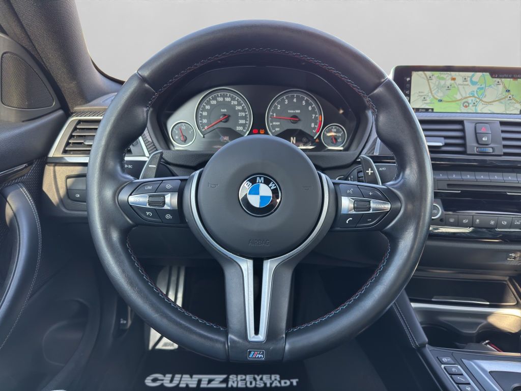 BMW M4 2017