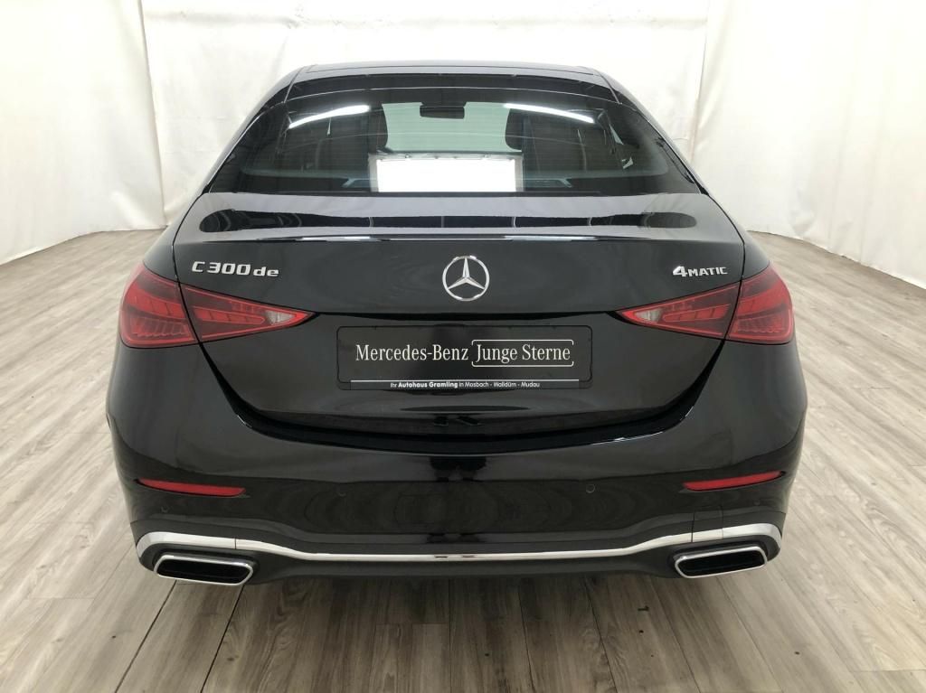 Mercedes-Benz C 300 2024