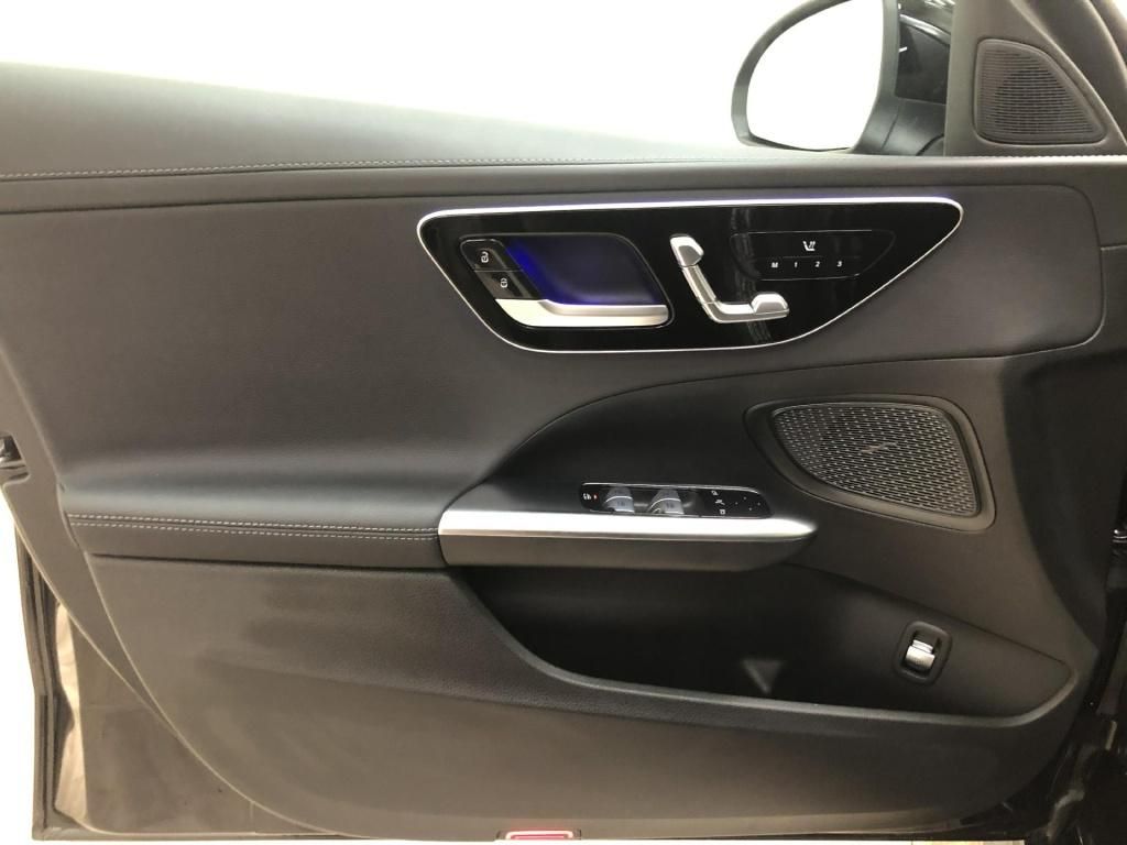 Mercedes-Benz C 300 2024