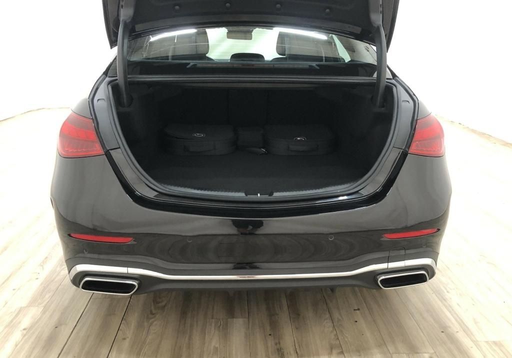 Mercedes-Benz C 300 2024