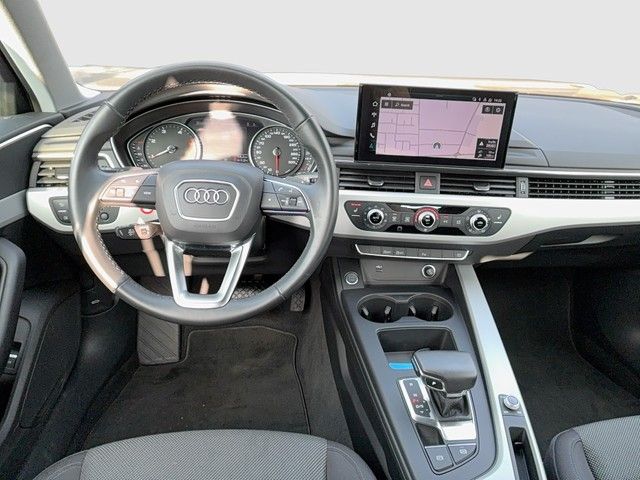 Audi A4 2024