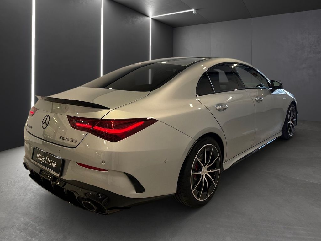 Mercedes-Benz CLA 35 AMG 2025