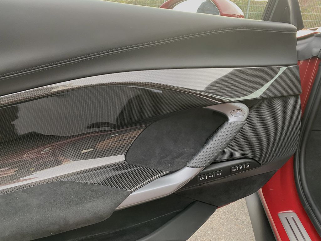 Ferrari 296 GTB 2024