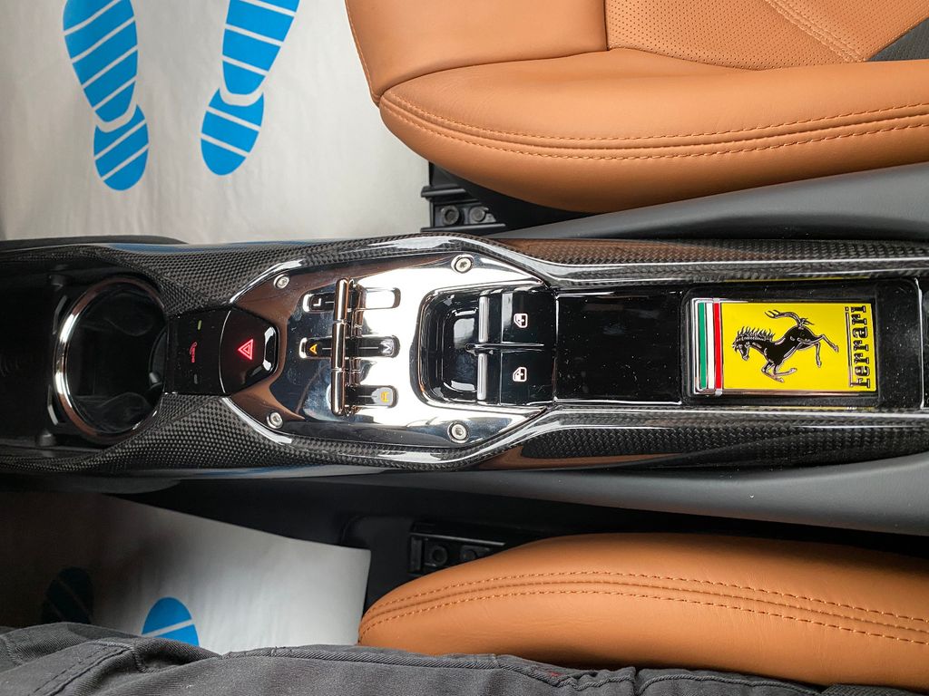 Ferrari 296 GTB 2024