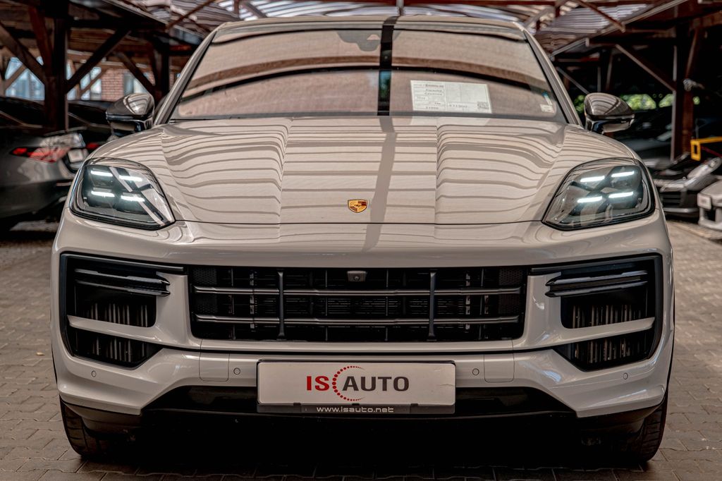 Porsche Cayenne 2024