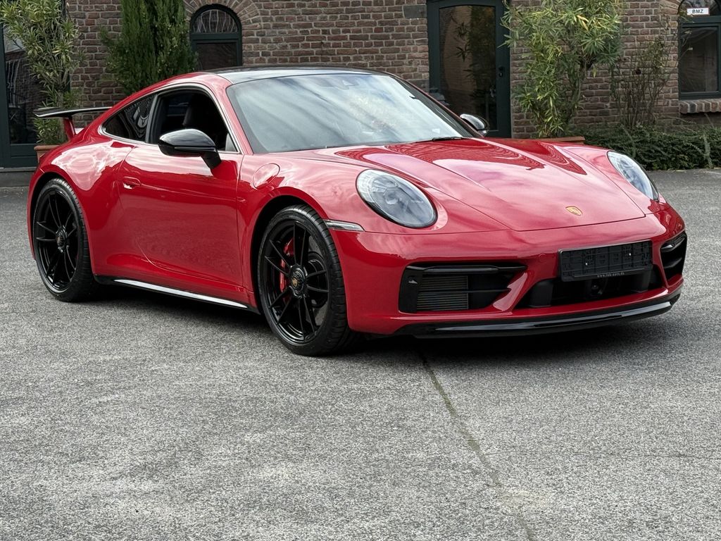 Porsche 992 2023