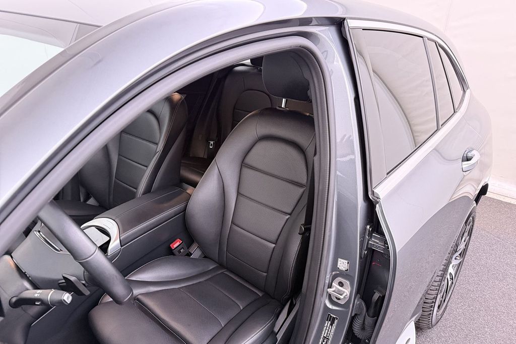 Mercedes-Benz EQC 2023