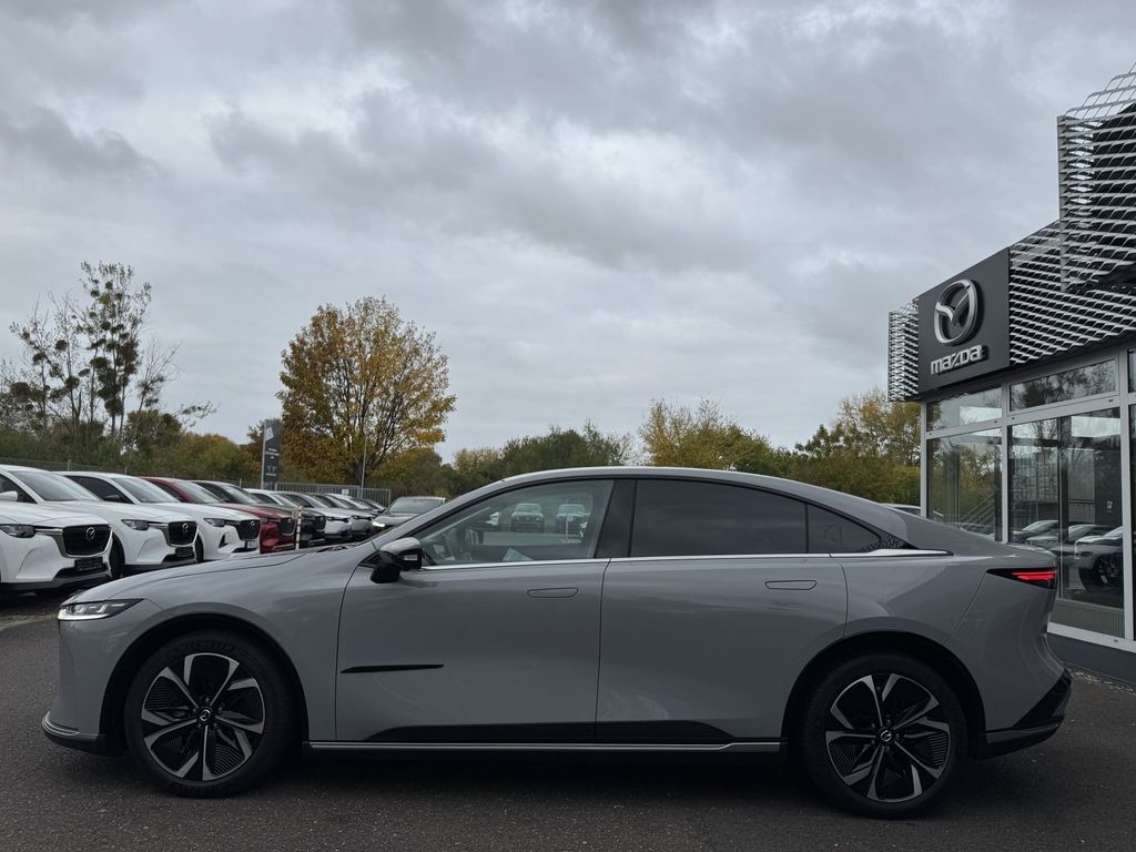 Mazda 6e
