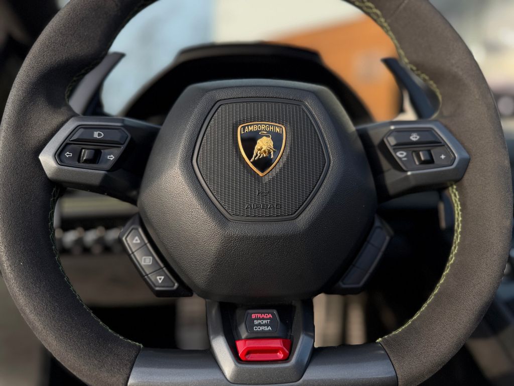 Lamborghini Huracán 2016