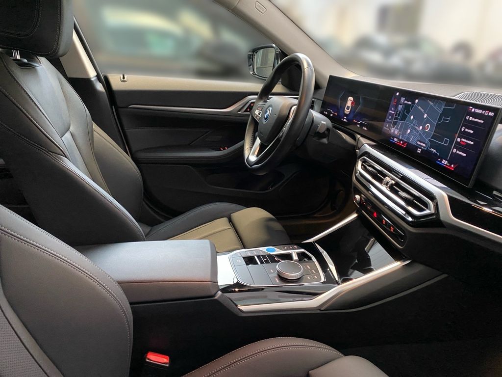 BMW i4 2023
