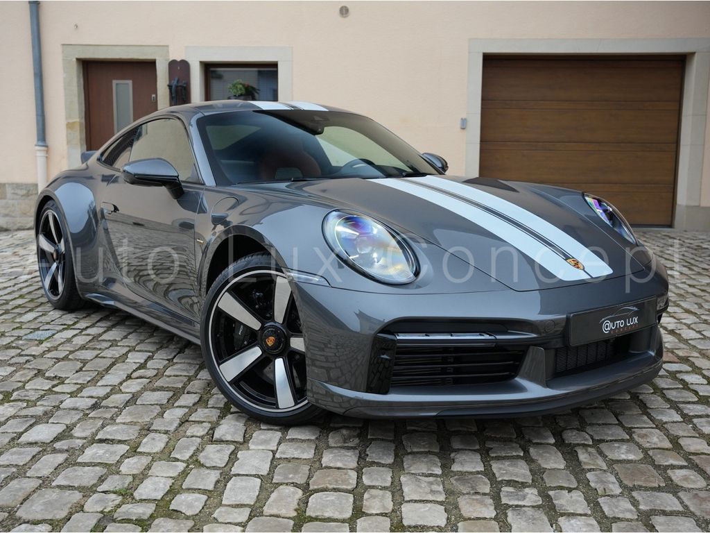 Porsche 992 2023