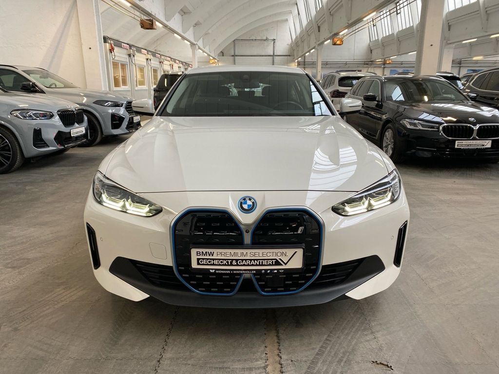 BMW i4 2023