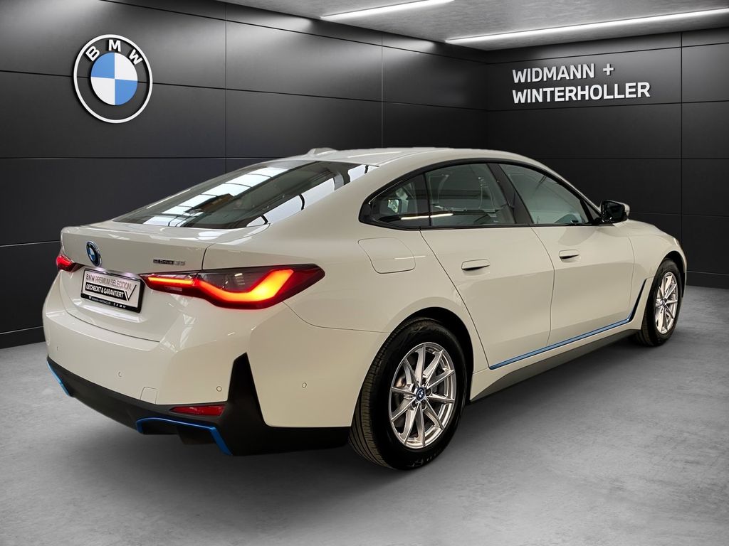 BMW i4 2023