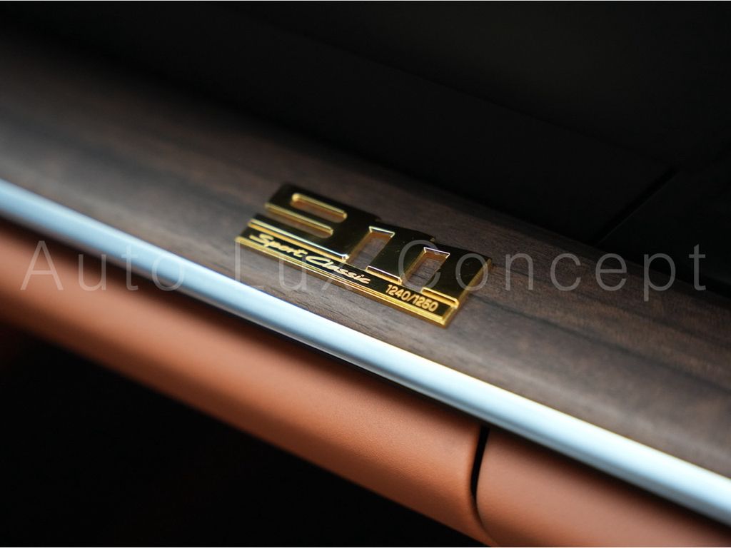 Porsche 992 2023