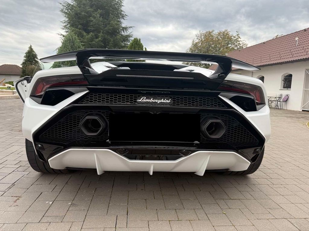 Lamborghini Huracán 2024