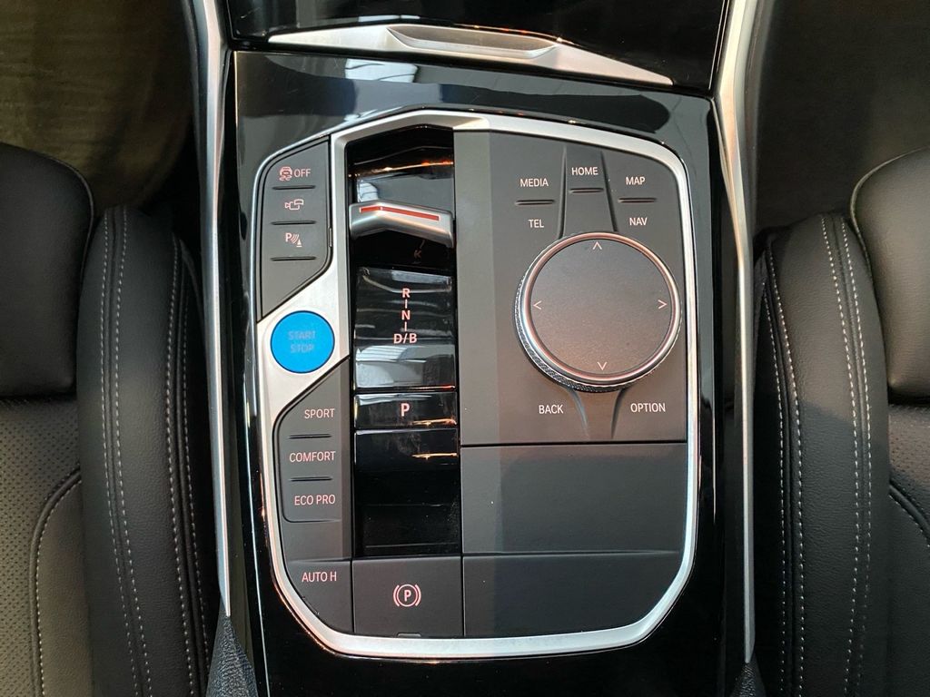 BMW i4 2023