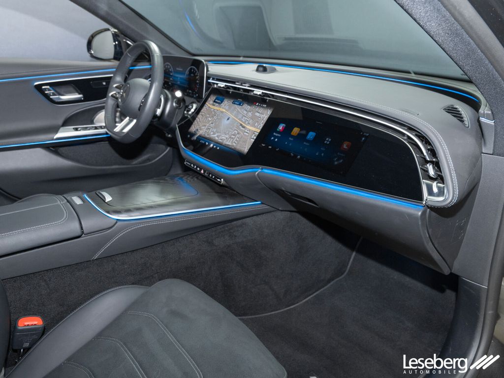 Mercedes-Benz E 300 2025