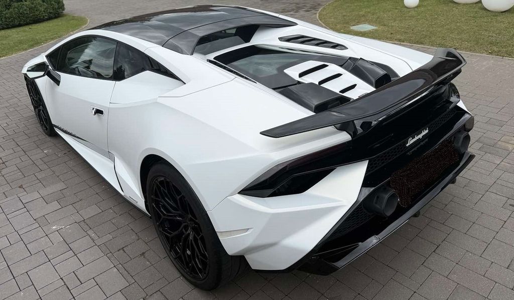 Lamborghini Huracán 2024