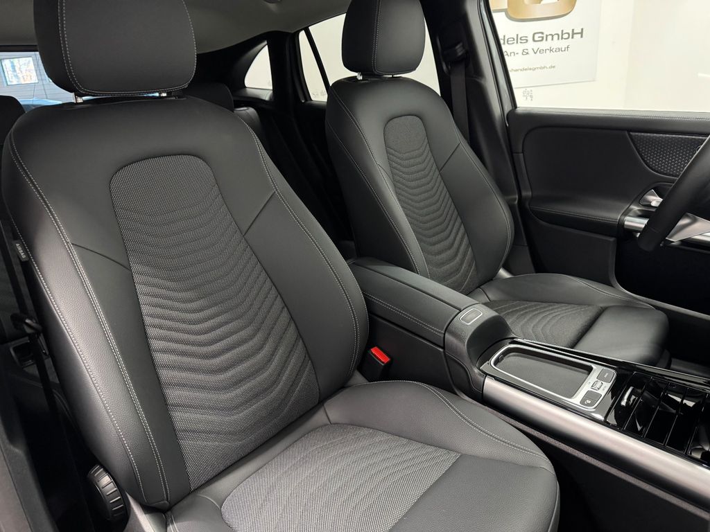 Mercedes-Benz GLA 220 2025