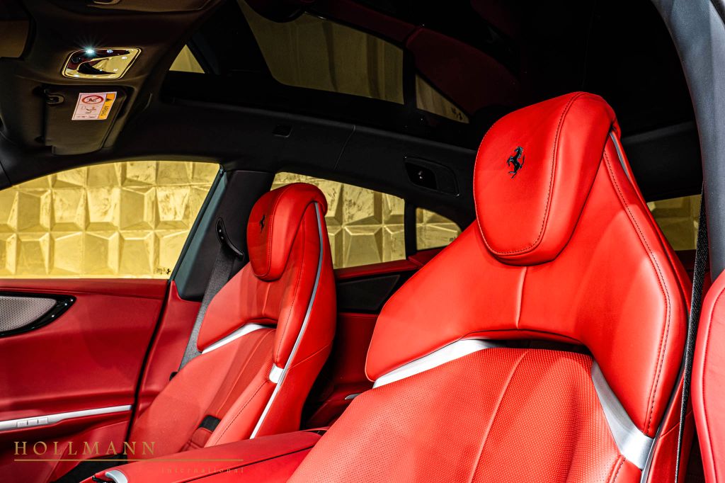 Ferrari Purosangue