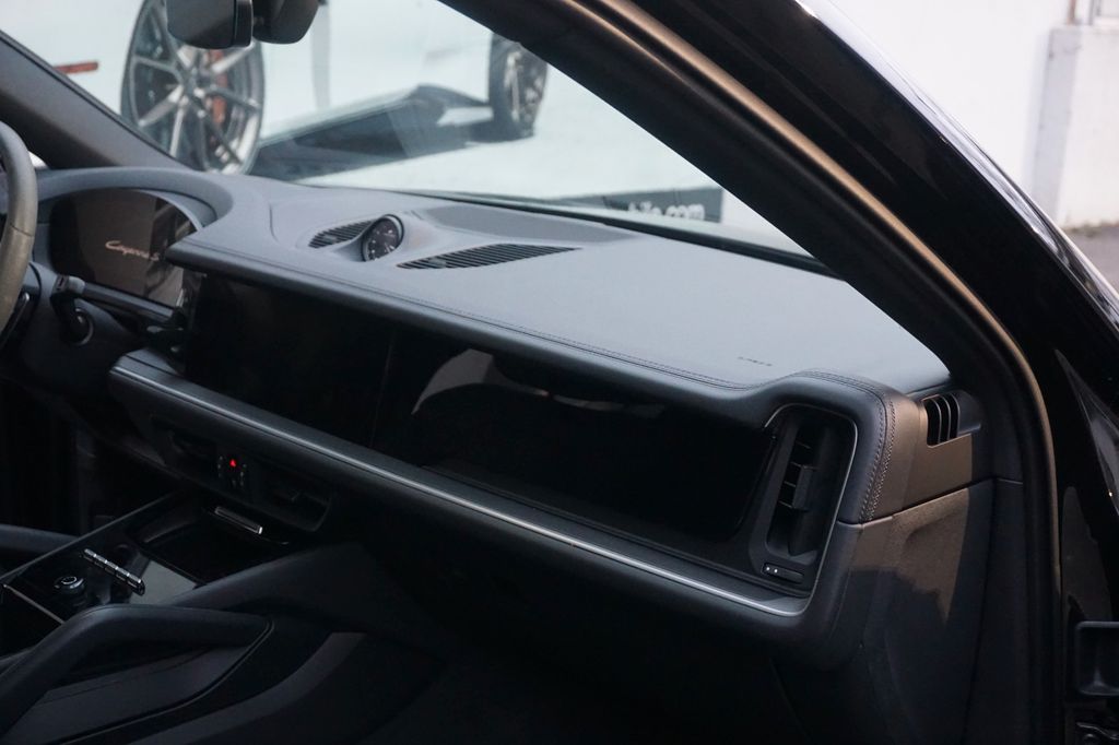Porsche Cayenne 2024