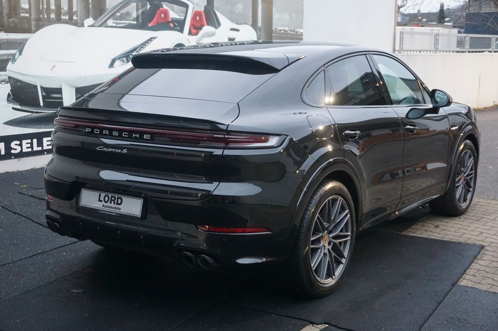 Porsche Cayenne 2024