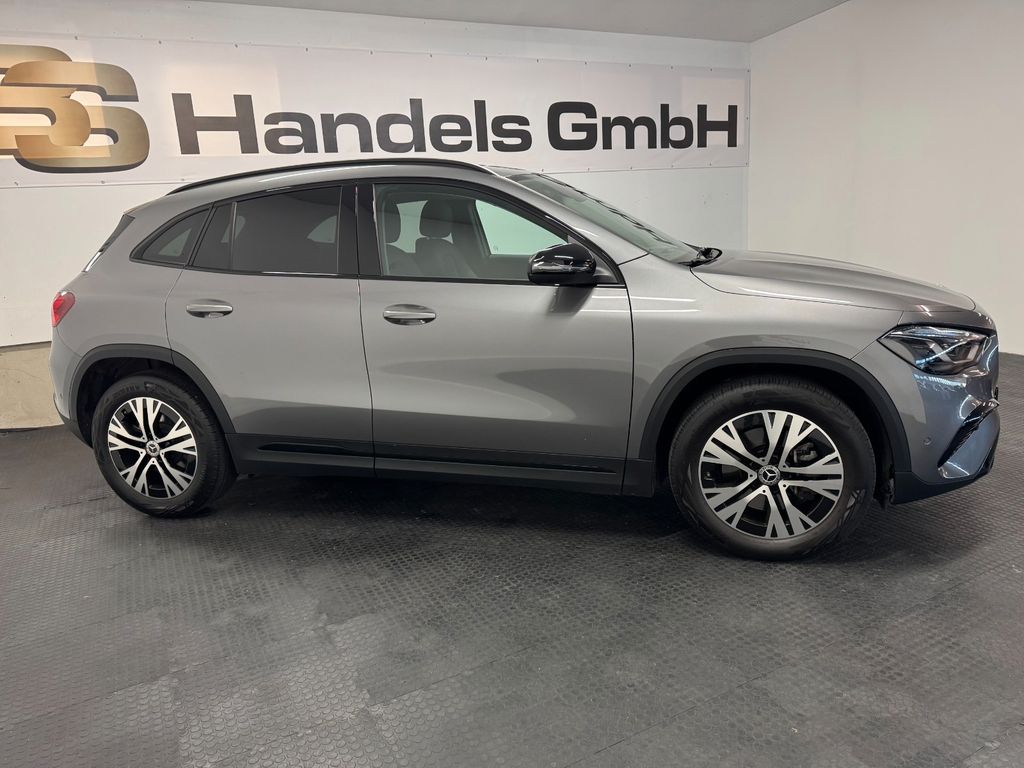 Mercedes-Benz GLA 220 2025