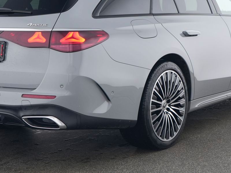 Mercedes-Benz E 300 2024