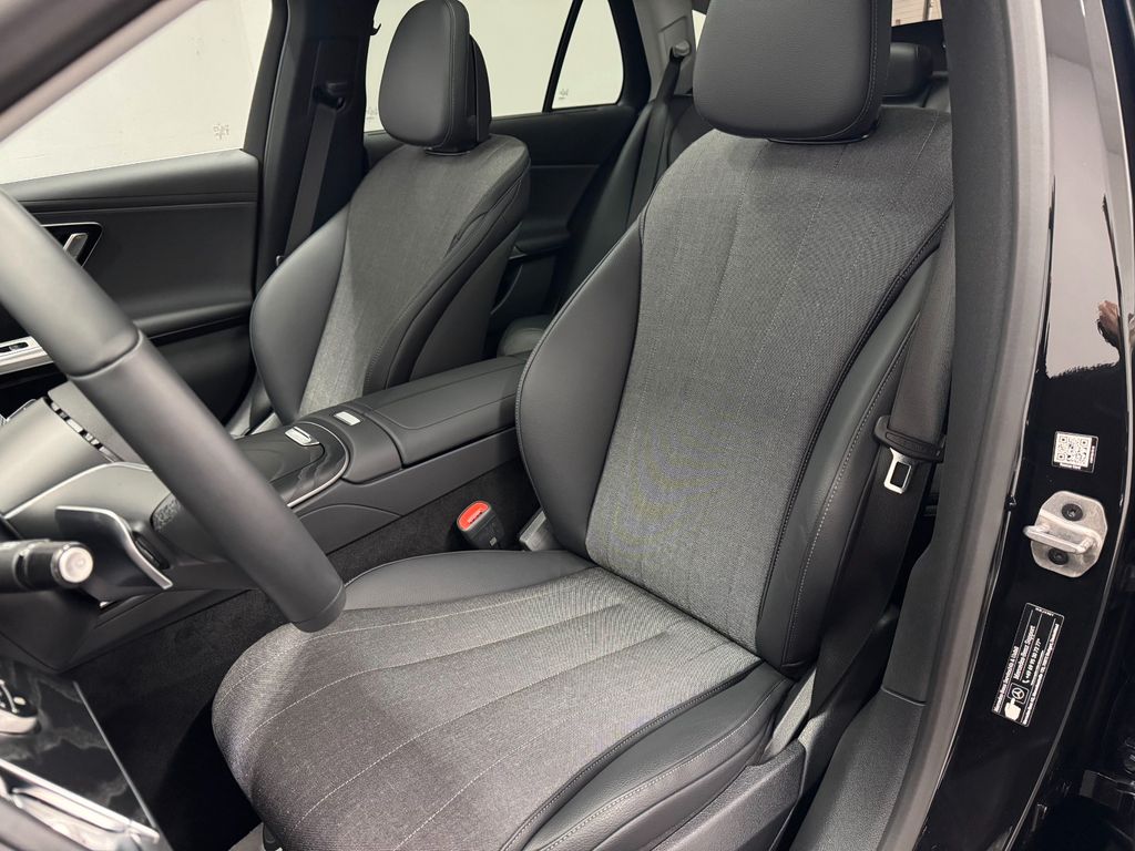 Mercedes-Benz E 200 2025