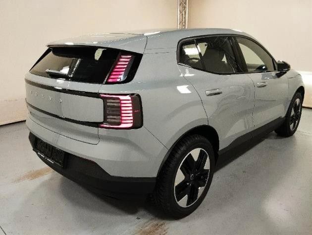 Volvo EX30 2025
