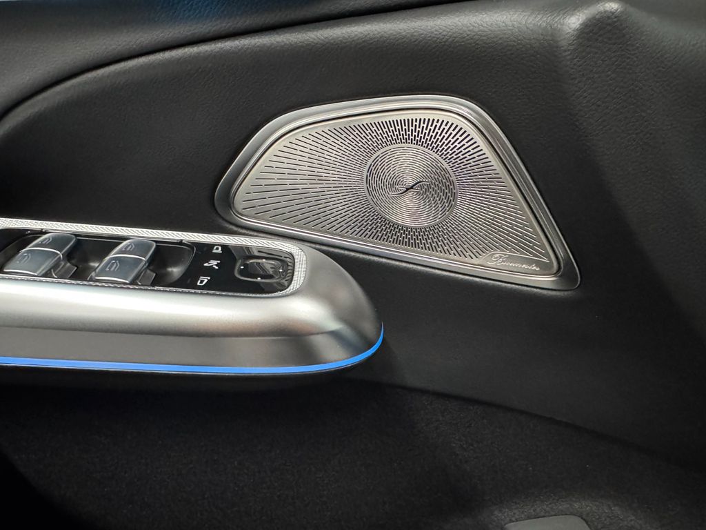 Mercedes-Benz E 200 2025