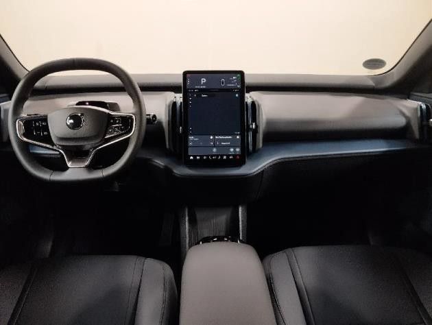 Volvo EX30 2025