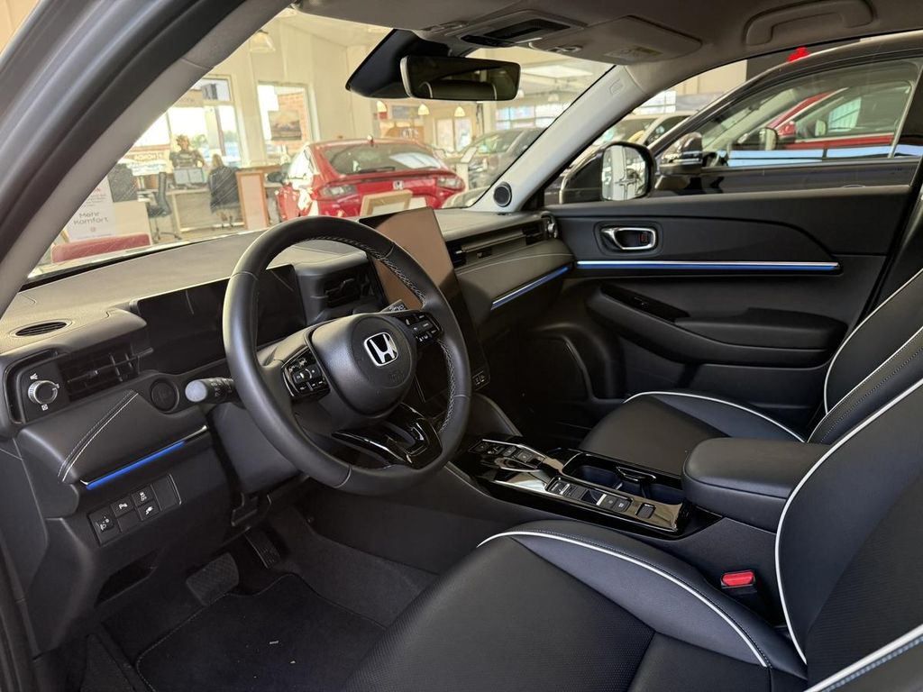 Honda e:Ny1 2025