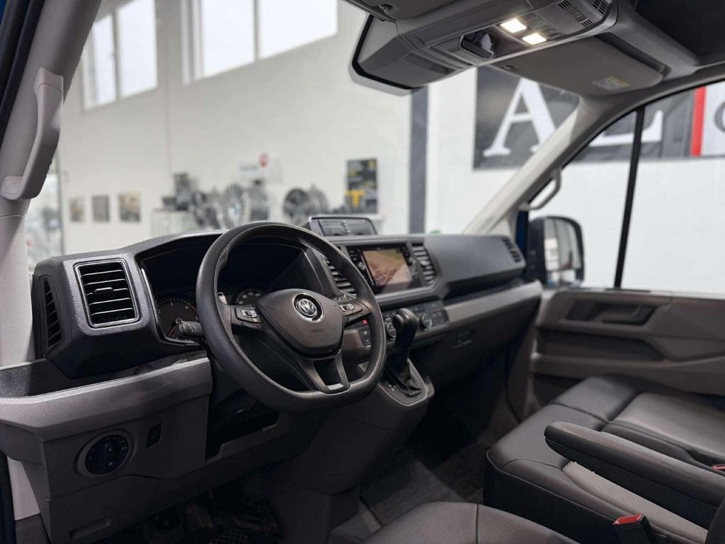 Volkswagen Crafter 2023