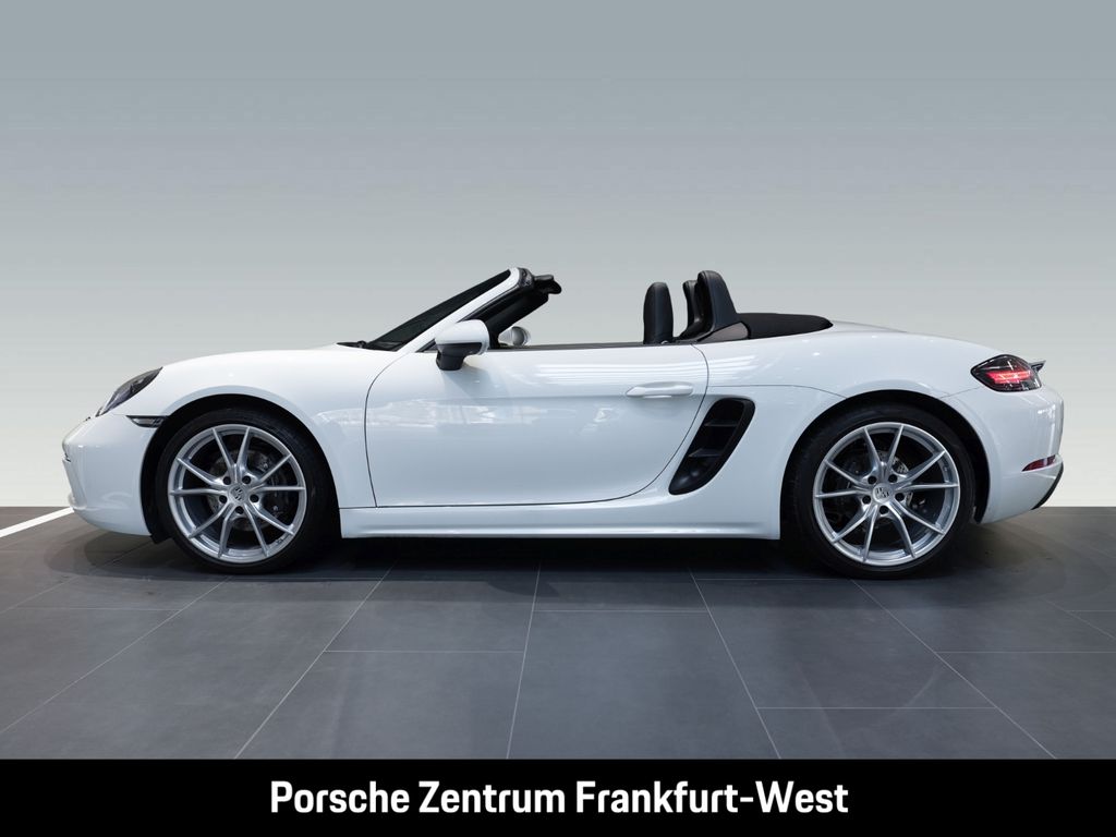 Porsche Boxster 2024