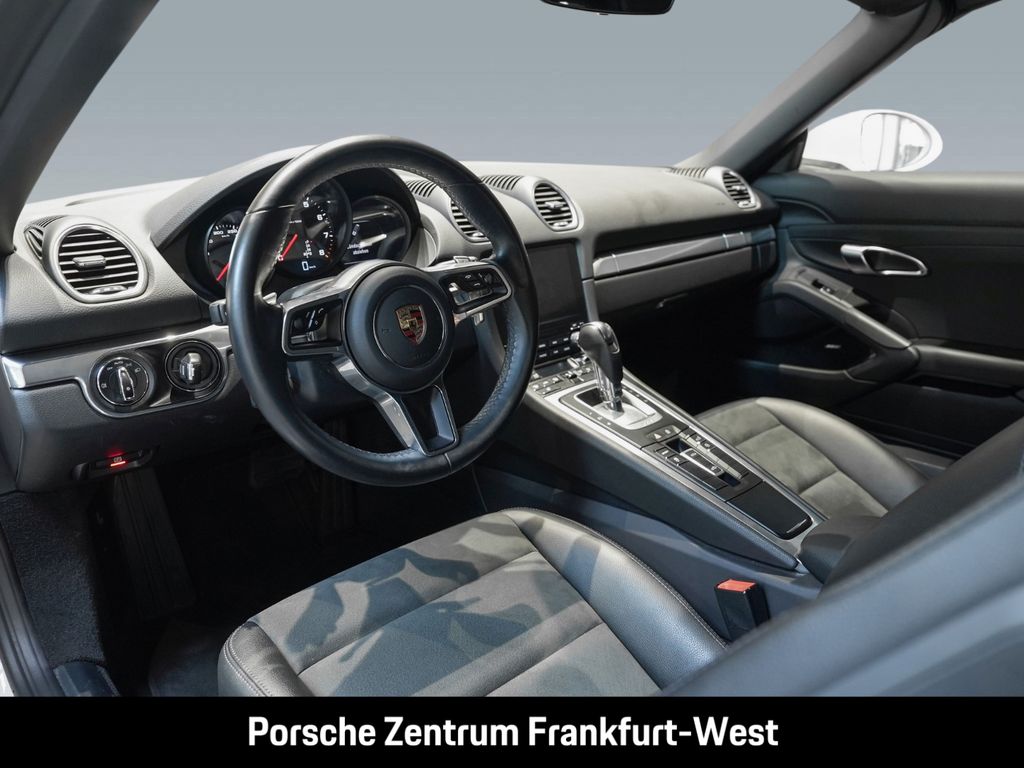 Porsche Boxster 2024