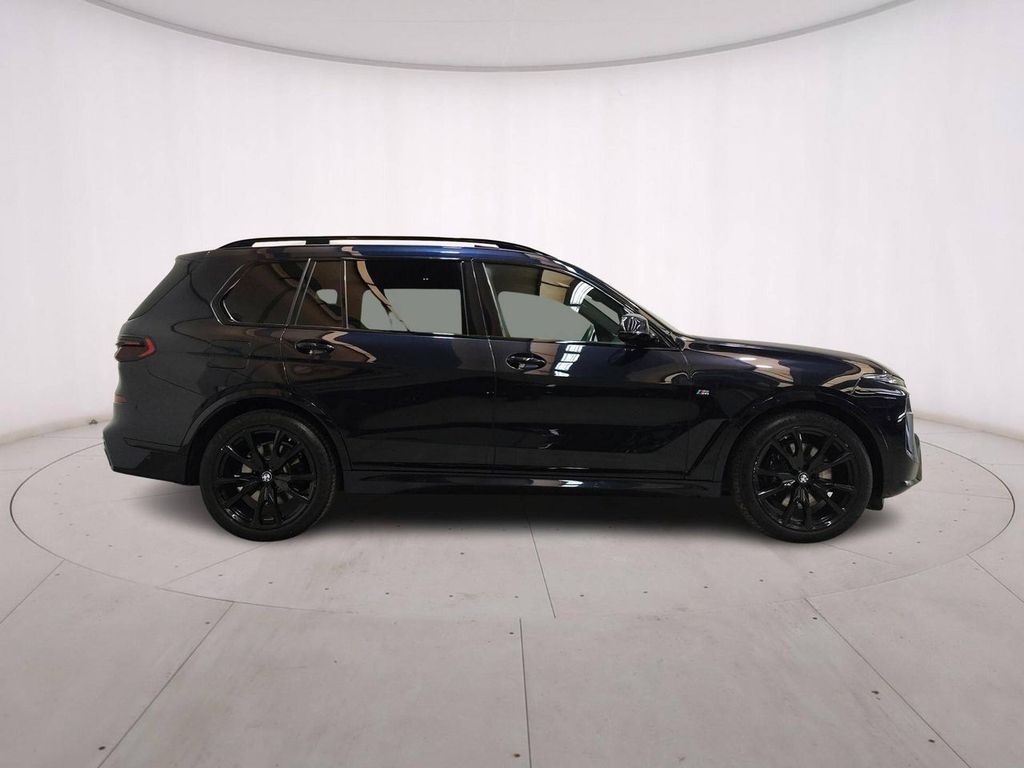 BMW X7 2024