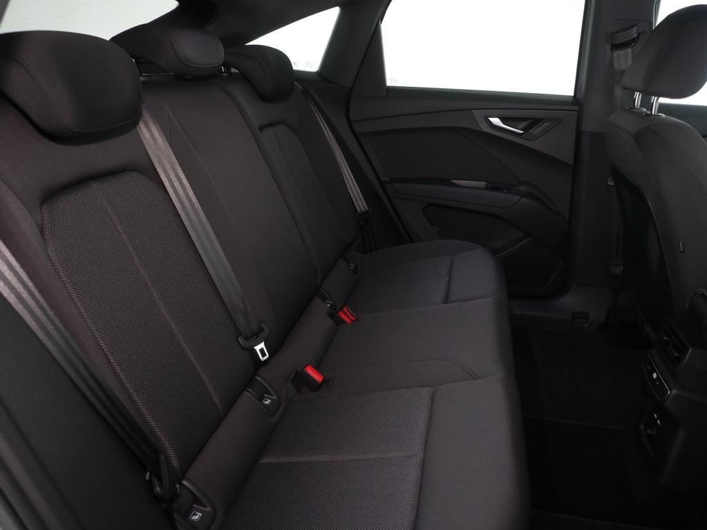 Audi Q4 2022
