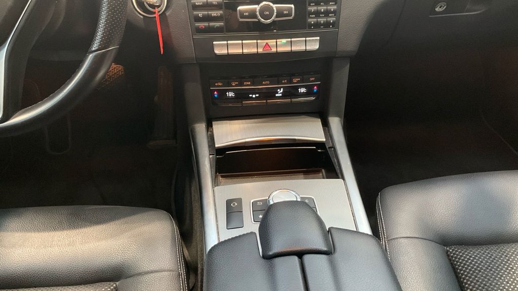 Mercedes-Benz E 200 2013