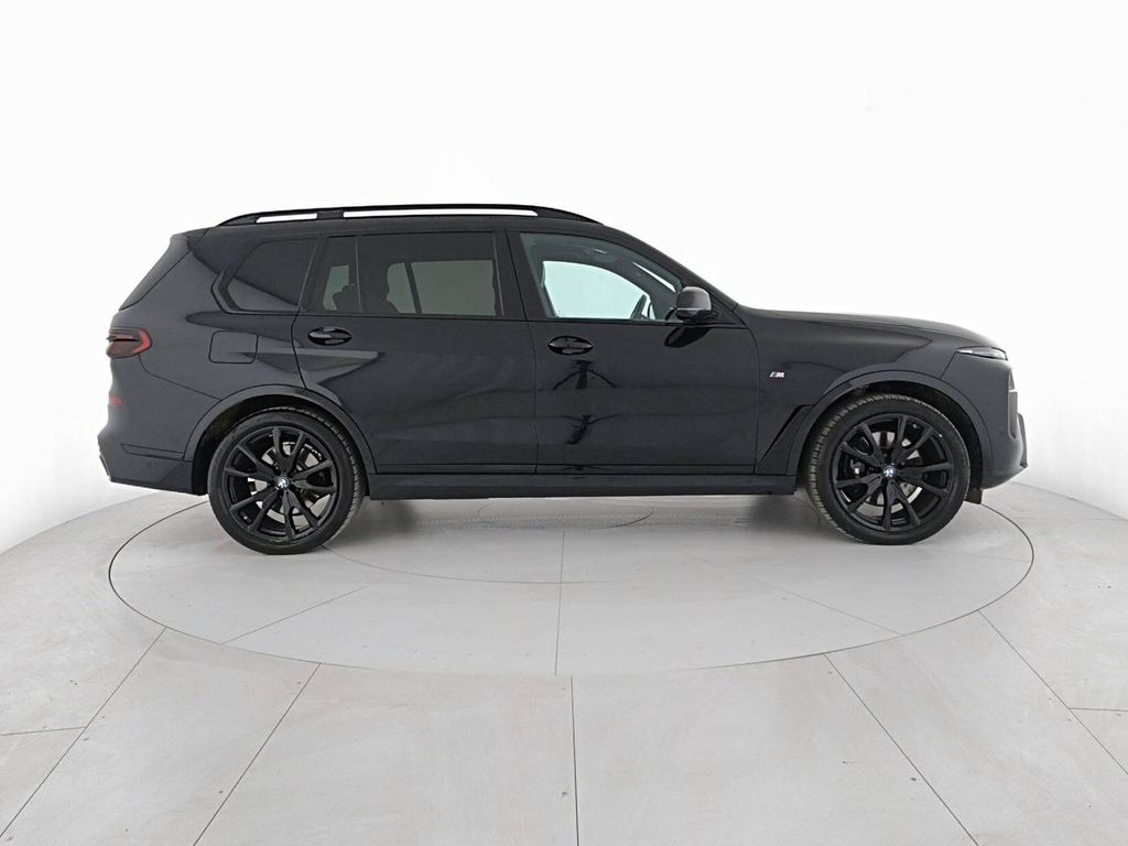 BMW X7 2024