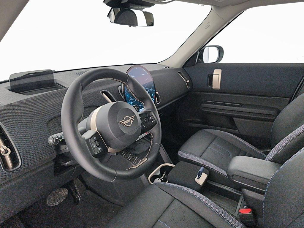 MINI Other 2025