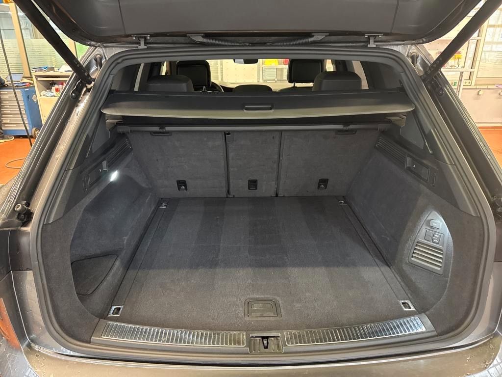 Volkswagen Touareg 2021