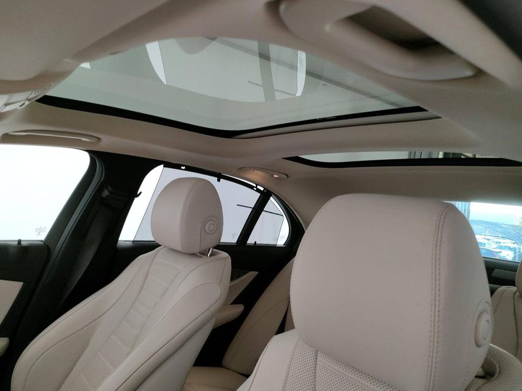 Mercedes-Benz Other 2022