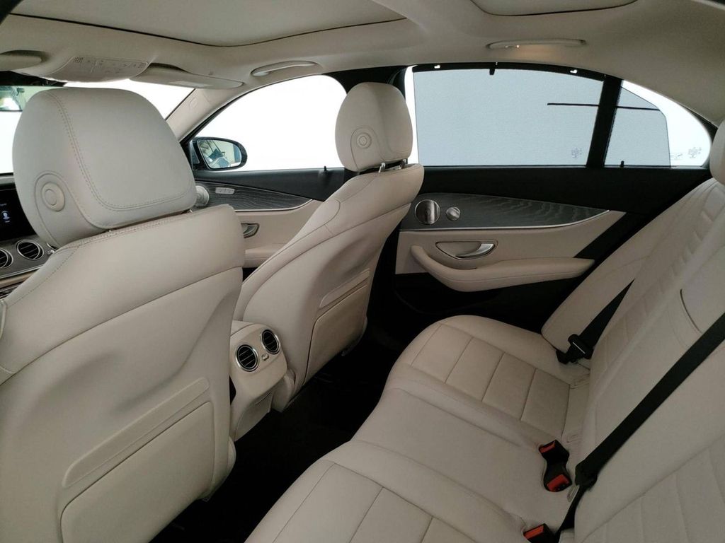 Mercedes-Benz Other 2022