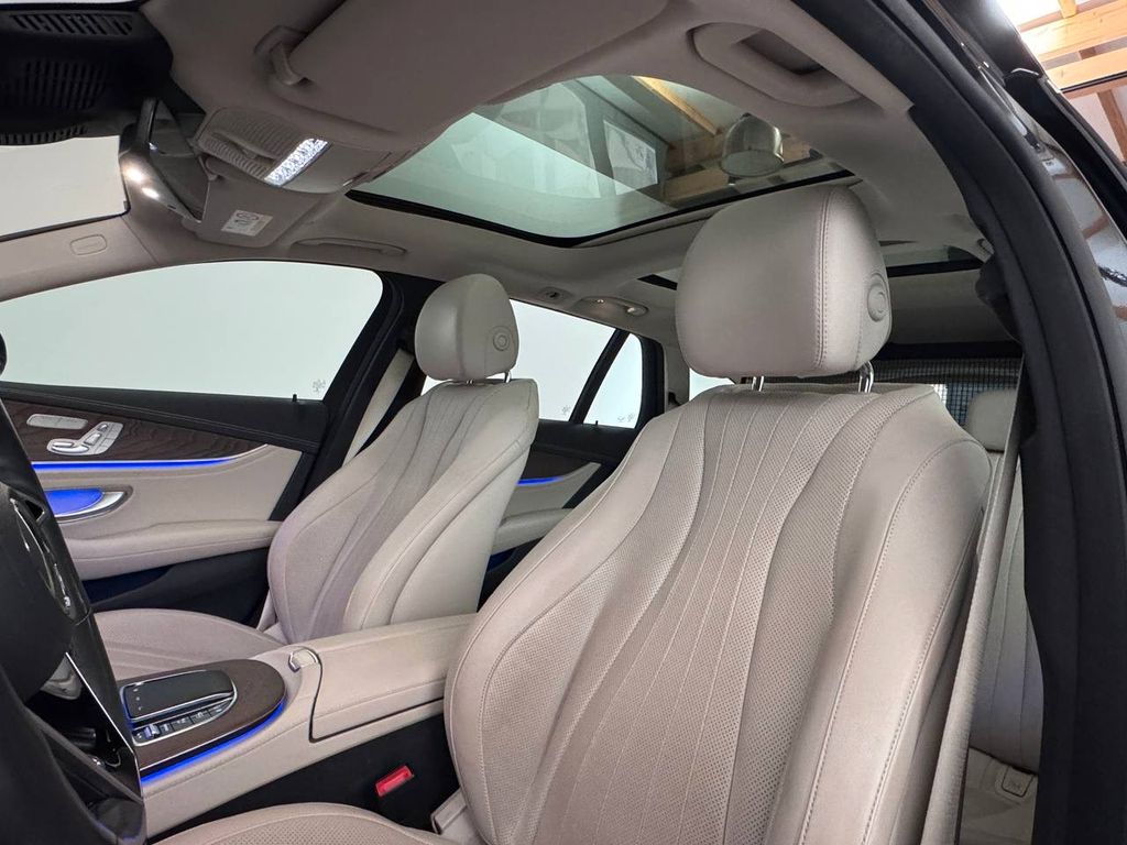 Mercedes-Benz E 220 2021