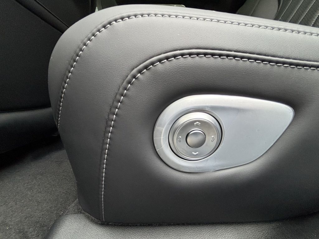 XPENG G9