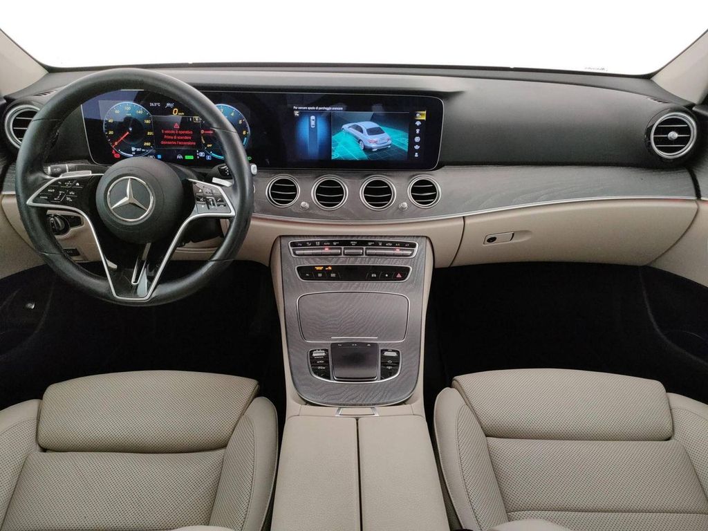 Mercedes-Benz Other 2022
