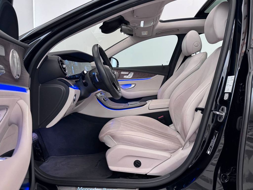 Mercedes-Benz E 220 2021