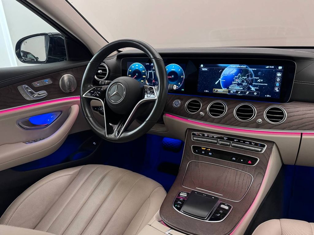 Mercedes-Benz E 220 2021